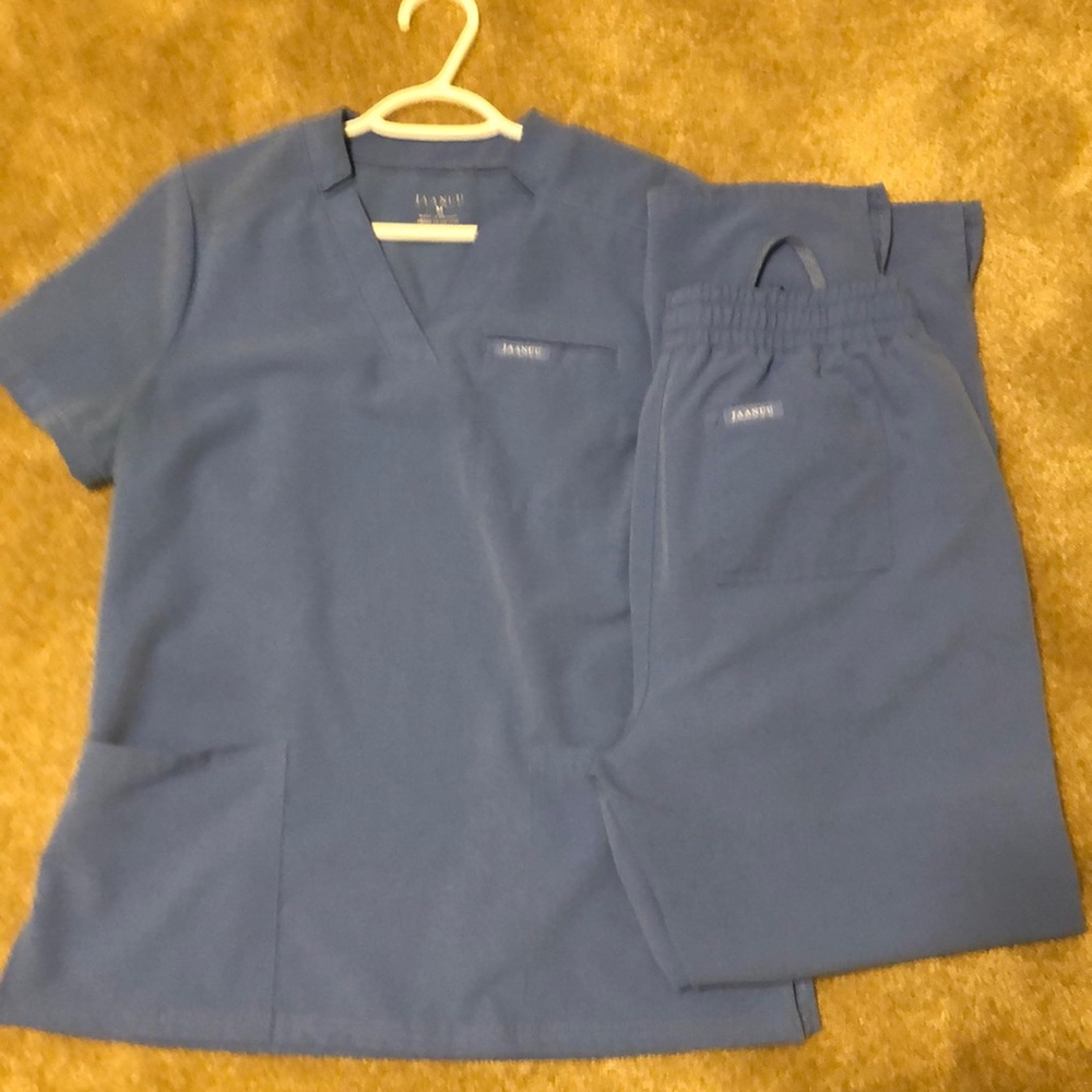 COPY - Jaanuu EUC women’s scrubs